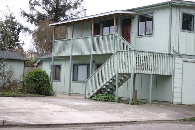 2362 Redwood St in Eureka, CA - Building Photo - Building Photo