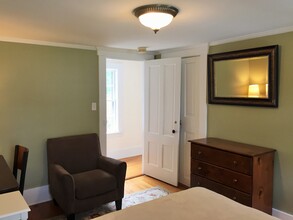 14 S Chestnut St in Augusta, ME - Building Photo - Building Photo