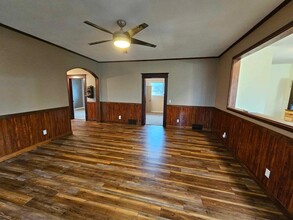 23747 7th St in Dayton, MT - Foto de edificio - Building Photo