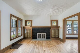 236 E Moler St in Columbus, OH - Building Photo - Building Photo