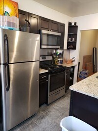 2008 Chestnut St, Unit 2F photo'