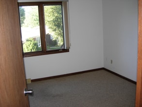 2200 Frisch Rd in Madison, WI - Building Photo - Building Photo