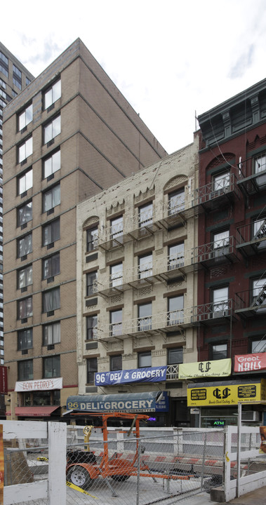 1867 Second Ave in New York, NY - Building Photo