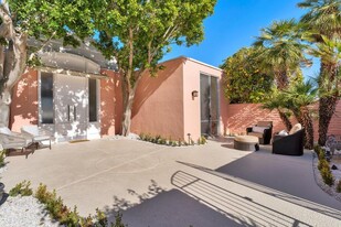 47126 El Menara Cir