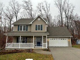 107 Oakstone Run in Staunton, VA - Building Photo