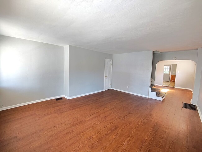 301 Boggs Ave in Pittsburgh, PA - Building Photo - Building Photo