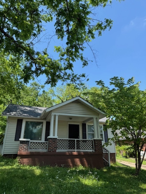 property at 1212 N 7th St