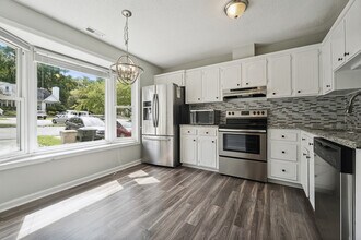 107 Towne View Trail in Garner, NC - Building Photo - Building Photo