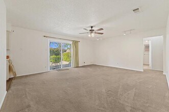 3229 Oak Timber Dr in Forest Hill, TX - Building Photo - Building Photo