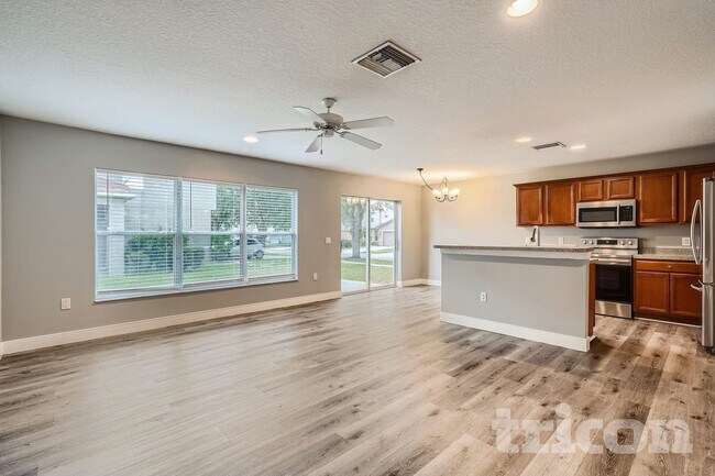 13518 Red Ear Ct in Riverview, FL - Building Photo - Building Photo