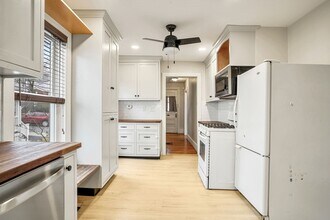 16 Gordon St in Malden, MA - Building Photo - Building Photo