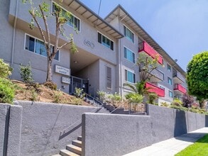 Garfield Apartments in Monterey Park, CA - Foto de edificio - Building Photo