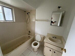 2714 Adela Ave in Orlando, FL - Building Photo - Building Photo