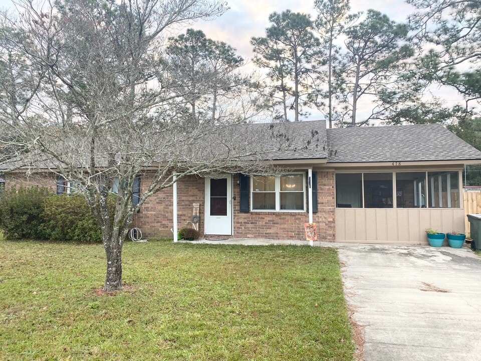 478 Elm St in Hinesville, GA - Building Photo