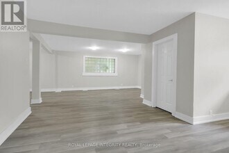 209 Hannah St in Ottawa, ON - Building Photo - Building Photo