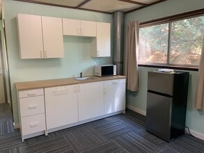 4701 Park Hill Dr, Unit 1 in Placerville, CA - Foto de edificio - Building Photo