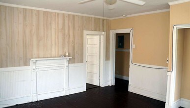 406 Dunn St-Unit -B in New Bern, NC - Building Photo - Building Photo