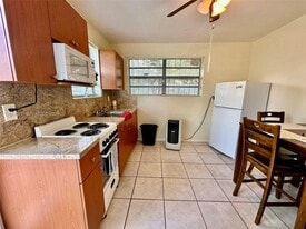 4733 NW 192nd St in Miami Gardens, FL - Building Photo