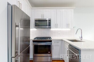 347 Greene Ave in Brooklyn, NY - Building Photo - Building Photo