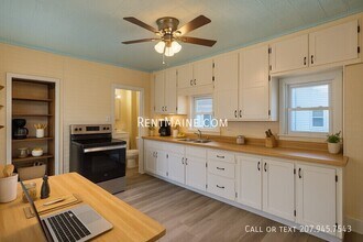 16 Kendall St in Augusta, ME - Foto de edificio - Building Photo