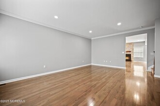 18 Smock Ct in Englishtown, NJ - Building Photo - Building Photo