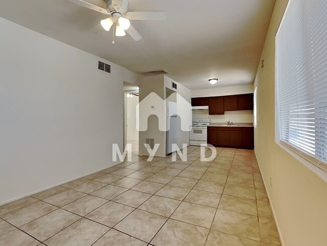 property at 1702 E Cambridge Ave