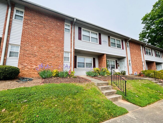 property at 4725 Tower Ln