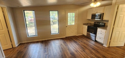 314 E Mountain Rd in Gilmer, TX - Building Photo - Building Photo