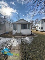 455 2nd St SW in Jamestown, ND - Building Photo