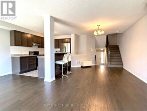 17 Bethune Ave in Hamilton, ON - Building Photo - Building Photo