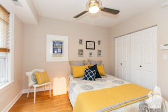 624 W Roscoe St, Unit 2C in Chicago, IL - Building Photo - Building Photo