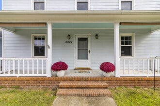 2047 Birchcreft Dr in Fayetteville, NC - Building Photo - Building Photo