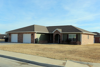 Timbercreek Apartments in Muskogee, OK - Building Photo - Building Photo