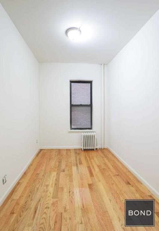 316 E 49th St in New York, NY - Building Photo - Building Photo