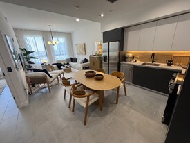 133 NE 22nd St, Unit S1 in Miami, FL - Building Photo