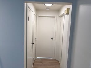 223 E St NE, Unit 4 in Ephrata, WA - Foto de edificio - Building Photo