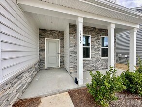 6012 Chumbley Pt Rd in Charlotte, NC - Building Photo - Building Photo