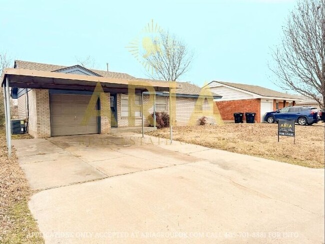 935 SW 1st St in Moore, OK - Building Photo - Building Photo