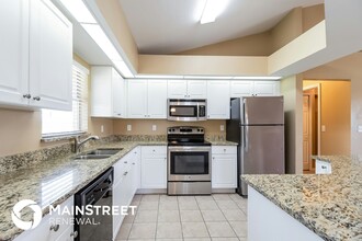 520 NW 24th Ave in Cape Coral, FL - Building Photo - Building Photo