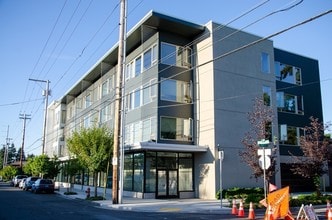 Jarrett Street Lofts in Portland, OR - Building Photo - Building Photo