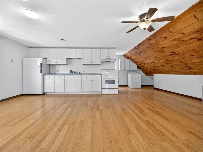 27 Joseph St in Somerville, MA - Building Photo - Building Photo