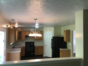 5622 Decatur Ridge Dr in Indianapolis, IN - Building Photo - Building Photo