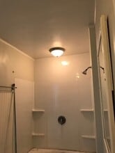 929 W Madison St in Springfield, MO - Building Photo - Building Photo