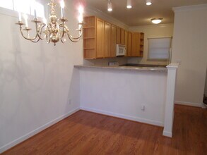 5320 Goldenglow Way in Raleigh, NC - Foto de edificio - Building Photo