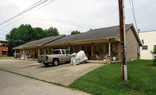 2101-2107 3rd Ave in Nitro, WV - Building Photo - Building Photo