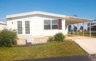 900 9th Ave E in Palmetto, FL - Building Photo