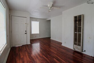 1640 Hawes Ave in Wichita Falls, TX - Building Photo - Building Photo