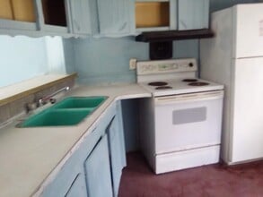 5457 Creel St in Graceville, FL - Building Photo - Building Photo
