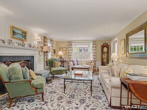20 Chelsea St in Fairfield, CT - Building Photo - Building Photo