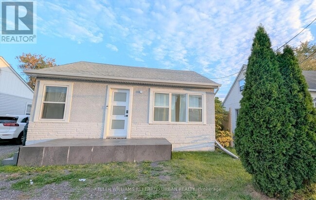 property at 386 Welland Ave